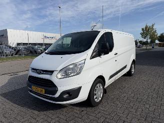 Schade bestelwagen Ford Transit Custom 2.0 TDCI 96kw Airco - Euro6 2017/10