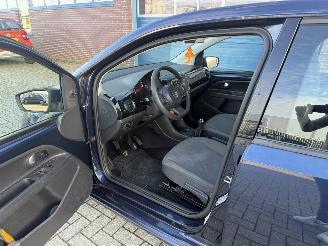 Volkswagen Up! 1.0 BlueMotion 44 Kw AIRCO picture 10