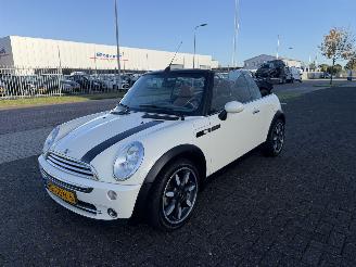 Schadeauto Mini Cabrio 1.6 One Sidewalk 66Kw AIRCO 2008/6