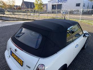 Mini Cabrio 1.6 One Sidewalk 66Kw AIRCO picture 17