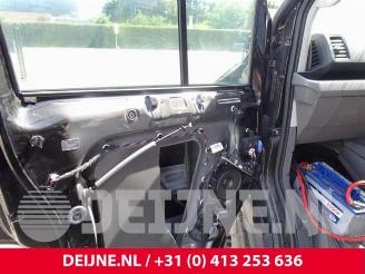 Volkswagen Crafter Crafter (SY), Bus, 2016 2.0 TDI picture 10