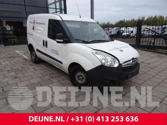 rozbiórka samochody osobowe Opel Combo Combo, Van, 2012 / 2018 1.3 CDTI 16V ecoFlex 2013/11