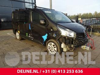 Damaged car Renault Trafic Trafic (1FL/2FL/3FL/4FL), Van, 2014 1.6 dCi 120 Twin Turbo 2014/1