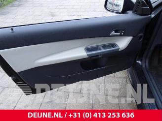 Volvo C-30 C30 (EK/MK), Hatchback 3-drs, 2006 / 2012 1.6 D2 16V picture 13