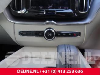 Volvo Xc-60 XC60 II (UZ), SUV, 2017 2.0 B4 16V Mild Hybrid AWD picture 35