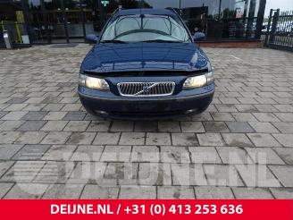 Volvo V-70 V70 (SW), Combi, 1999 / 2008 2.4 20V 140 Bifuel picture 2