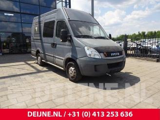 Démontage voiture Iveco Daily New Daily IV, Van, 2006 / 2011 35C14V, C14V/P, S14C, S14C/P, S14V, S14V/P 2010/8