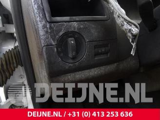 Volkswagen Transporter Transporter T5, Van, 2003 / 2015 2.0 BiFuel picture 14