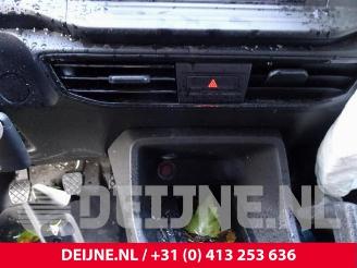 Volkswagen Caddy Caddy Cargo V (SBA/SBH), Van, 2020 2.0 TDI BlueMotionTechnology picture 22
