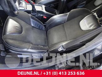 Volvo V-40 V40 (MV), Hatchback 5-drs, 2012 / 2019 1.6 T3 GTDi 16V picture 26