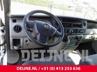 Opel Movano Movano (4A1; 4A2; 4B2; 4B3; 4C2; 4C3), Van, 1998 / 2010 2.5 CDTI picture 23