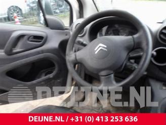 Citroën Berlingo Berlingo, Van, 2008 / 2021 1.6 Hdi 75 16V Phase 1 picture 31