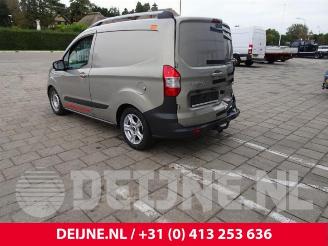 Ford Courier  picture 5