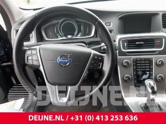 Volvo V-60 V60 I (FW/GW), Combi, 2010 / 2018 2.4 D6 20V Plug-in Hybrid AWD picture 20
