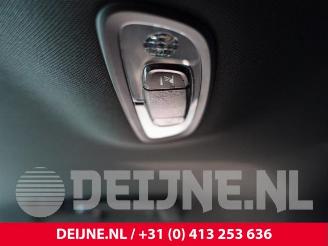 Volvo V-40 V40 (MV), Hatchback 5-drs, 2012 / 2019 2.0 D2 16V picture 35