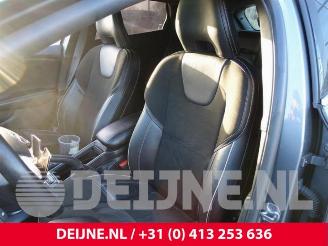 Volvo V-40 V40 (MV), Hatchback 5-drs, 2012 / 2019 2.0 D2 16V picture 28