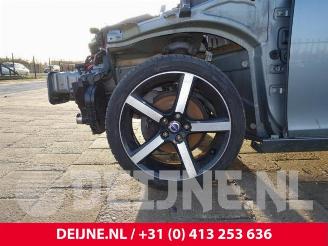 Volvo V-40 V40 (MV), Hatchback 5-drs, 2012 / 2019 2.0 D2 16V picture 9