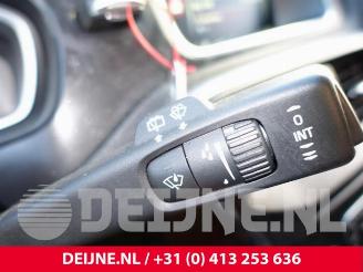 Volvo V-40 V40 (MV), Hatchback 5-drs, 2012 / 2019 2.0 D2 16V picture 19