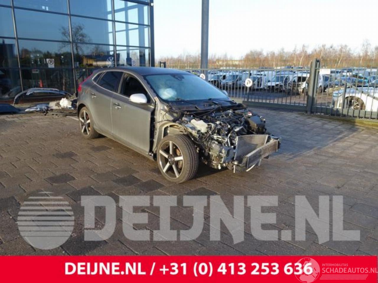 Volvo V-40 V40 (MV), Hatchback 5-drs, 2012 / 2019 2.0 D2 16V
