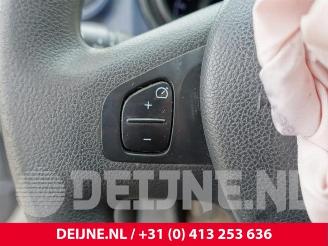 Opel Vivaro Vivaro, Van, 2014 / 2019 1.6 CDTi BiTurbo 125 picture 26