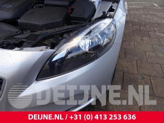 Volvo V-40 V40 (MV), Hatchback 5-drs, 2012 / 2019 2.0 T3 16V picture 9