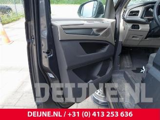 Volkswagen Multivan Multivan T7, MPV, 2021 1.4 eHybrid 16V picture 16