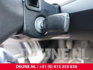 Volvo S-60 S60 I (RS/HV), Sedan, 2000 / 2010 2.4 20V 140 picture 32