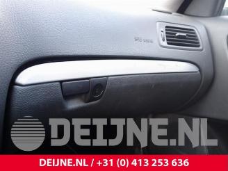 Volvo S-60 S60 I (RS/HV), Sedan, 2000 / 2010 2.4 20V 140 picture 27