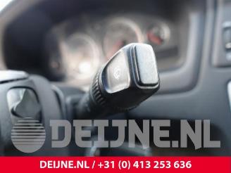 Volvo S-60 S60 I (RS/HV), Sedan, 2000 / 2010 2.4 20V 140 picture 31