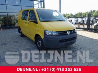 Vrakbiler auto Volkswagen Transporter Transporter T5, Van, 2003 / 2015 2.0 TDI DRF 2013/6