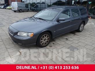 Volvo V-70 V70 (SW), Combi, 1999 / 2008 2.4 D5 20V picture 3