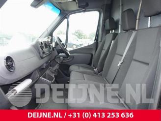 Mercedes Sprinter  picture 21