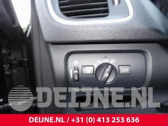Volvo V-40 V40 (MV), Hatchback 5-drs, 2012 / 2019 2.0 D2 16V picture 21