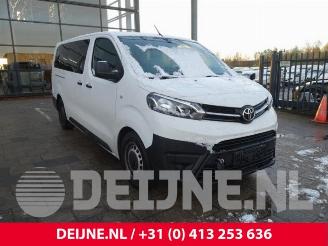 Purkuautot passenger cars Toyota ProAce ProAce Verso, Bus, 2016 1.5 D-4D 120 2021/3