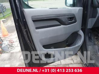 Peugeot Expert Expert (V1/VA/VB/VE/VF/VT/VY), Van, 2016 2.0 Blue HDi 180 16V picture 17