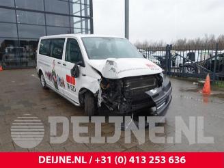 Purkuautot passenger cars Volkswagen Transporter Transporter/Caravelle T6, Bus, 2015 / 2024 2.0 TDI 150 2015/10