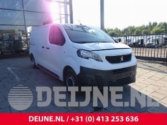 Vrakbiler auto Peugeot Expert Expert (VA/VB/VE/VF/VY), Van, 2016 2.0 Blue HDi 120 16V 2017/9