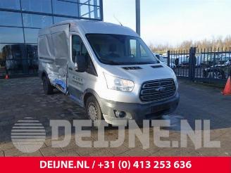 Salvage car Ford Transit Transit, Van, 2013 2.2 TDCi 16V 2015/4