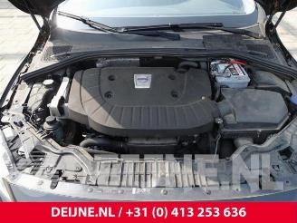 Volvo V-60 V60 I (FW/GW), Combi, 2010 / 2018 2.0 D3 20V picture 34