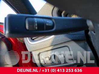 Volvo V-40 V40 (MV), Hatchback 5-drs, 2012 / 2019 1.6 D2 picture 26