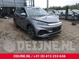 Vrakbiler auto BYD Atto 3 Atto 3, SUV, 2022 FWD 60 kWh 2023/5