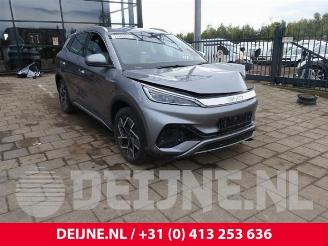 Salvage car BYD Atto 3 Atto 3, SUV, 2022 60kWh 2023/5