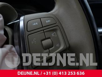 Volvo V-60 V60 I (FW/GW), Combi, 2010 / 2018 2.0 D4 16V picture 25