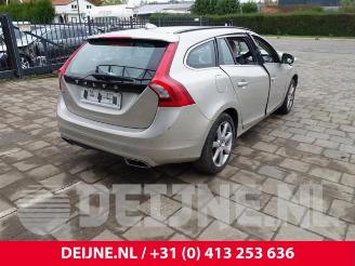 Volvo V-60 V60 I (FW/GW), Combi, 2010 / 2018 2.0 D4 16V picture 7