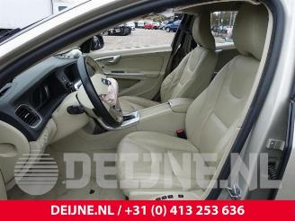 Volvo V-60 V60 I (FW/GW), Combi, 2010 / 2018 2.0 D4 16V picture 20