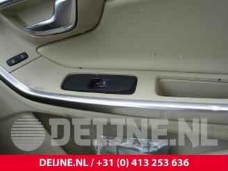 Volvo V-60 V60 I (FW/GW), Combi, 2010 / 2018 2.0 D4 16V picture 32