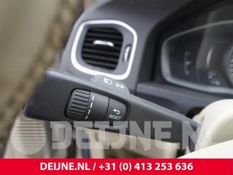 Volvo V-60 V60 I (FW/GW), Combi, 2010 / 2018 2.0 D4 16V picture 23
