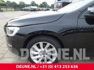 Volvo V-60 V60 I (FW/GW), Combi, 2010 / 2018 2.0 D3 16V picture 8