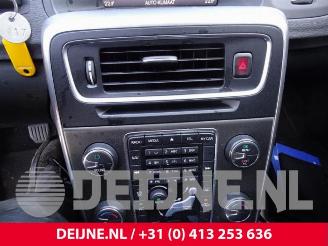 Volvo V-60 V60 I (FW/GW), Combi, 2010 / 2018 2.0 D3 20V picture 31