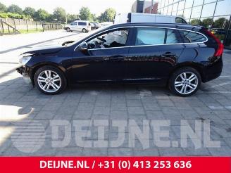 Volvo V-60 V60 I (FW/GW), Combi, 2010 / 2018 2.0 D3 20V picture 4